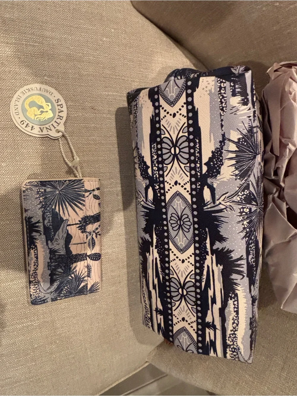Spartina 449 “Ashley River” Cosmetic Case and cardholder set